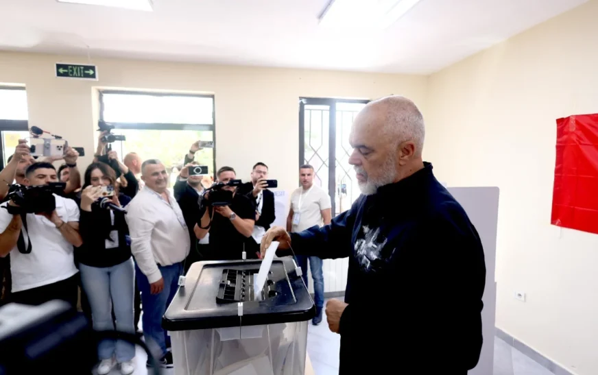 Ti që mund të votosh, të mos mungosh”, Rama thirrje qytetarëve: Është një detyrë qytetare dhe patriotike