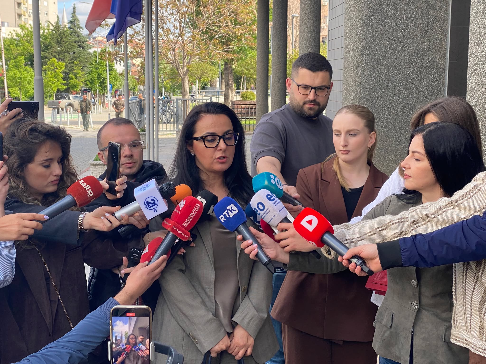 Lushaku- LDK: VV s’ka lënë hapësirë për partneritet, diskursi i saj jo normal për një parti