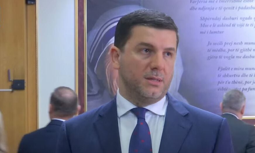 Krasniqi: Për Kurtin duket se Haxhiu është më e rëndësishme se mbi 1 milion qytetarë