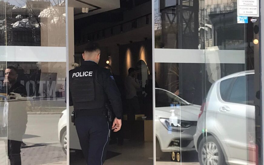 Raportohet se Policia ka zbarkuar në Ministrinë e Bujqësisë