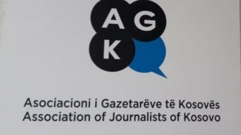 AGK dënon sulmet personale të zyrtares së VV-së ndaj gazetarit Adriatik Kelmendi