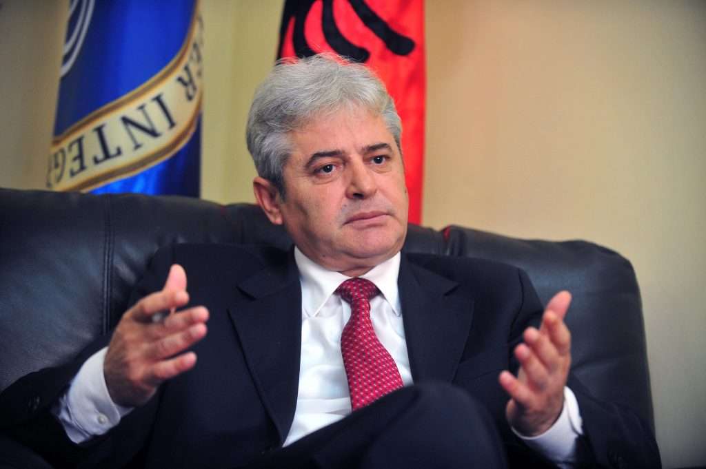 Ahmeti për zgjedhjet në Shqipëri: Një hap më pranë BE-së