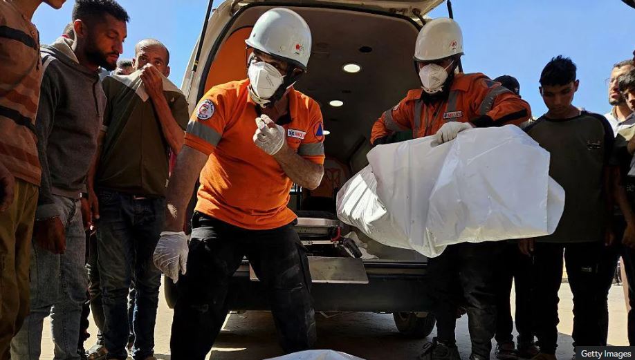 Sulmi izraelit vret nëntë fëmijë të mjekes në Gaza, thotë spitali