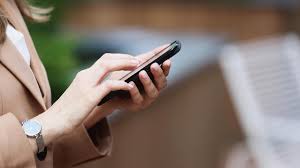 Rrezik i madh, gjysma e telefonave funksionojnë me softuer të vjetëruar