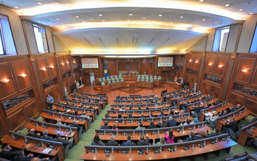 Nis grumbullimi i deputetëve të Kosovës për seancën e 10-të