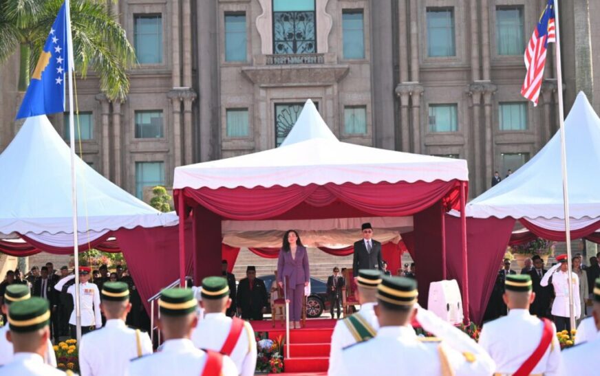 Osmani publikon pamje nga pritja zyrtare në Malajzi