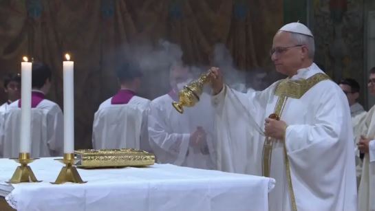 Nis mesha e Papës së ri