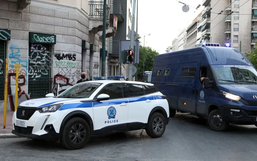 Sherr mes dy personave në Selanik, një 41-vjeçar shqiptar qëllon me armë