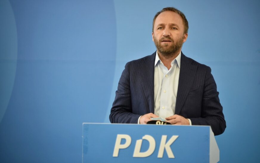 Tahiri për VV-në: Për ta është e rëndësishme të ruhet pushteti sepse u frikësohen grilave (VIDEO)