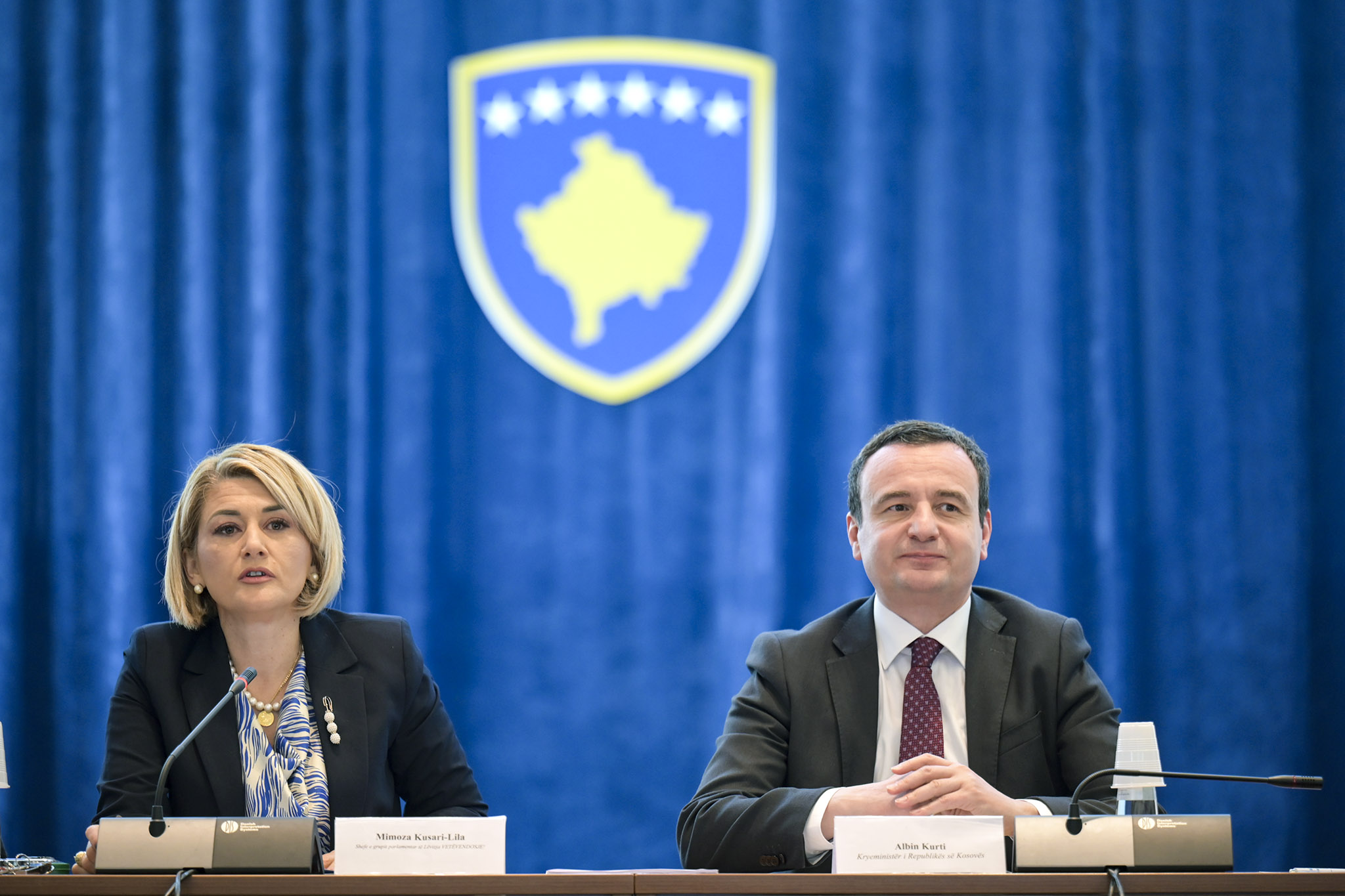 Mimoza Kusari-Lila flet nëse i ndan rrugët me VV-në (VIDEO)