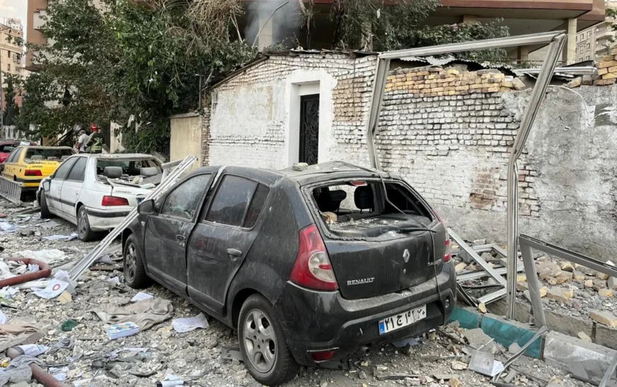 “Nuk ndalemi….”, shpërthime të reja tronditin Teheranin, vazhdojnë sulmet izraelite