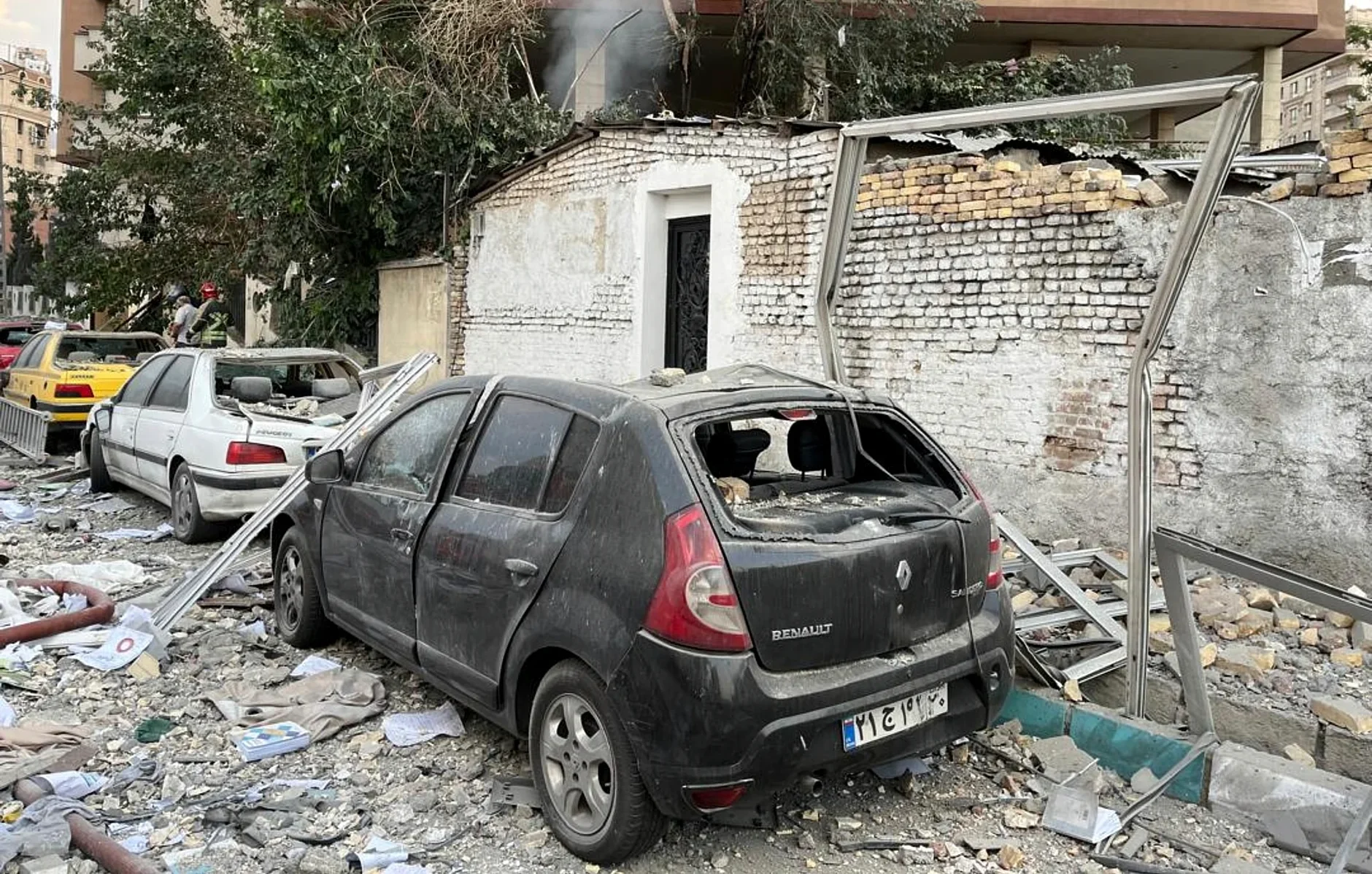 “Nuk ndalemi….”, shpërthime të reja tronditin Teheranin, vazhdojnë sulmet izraelite