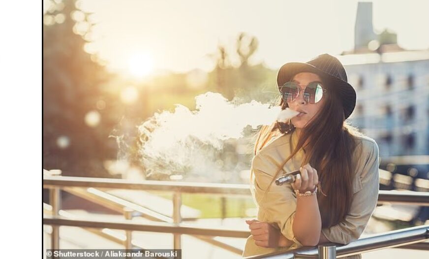 Cigaretat elektronike ëshojnë më shumë kimikate kancerogjene se sa cigaret tradicionale