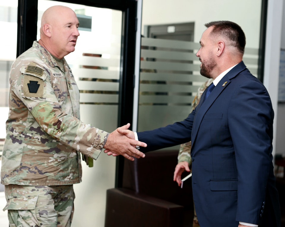 Maqedonci takon komandantin e këmbësorisë së ushtrisë amerikane: SHBA-ja partnere strategjike e Kosovës