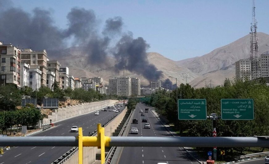 Izraeli paralajmëron banorët e lagjes më të pasur në Teheran: Largohuni, do sulmojmë