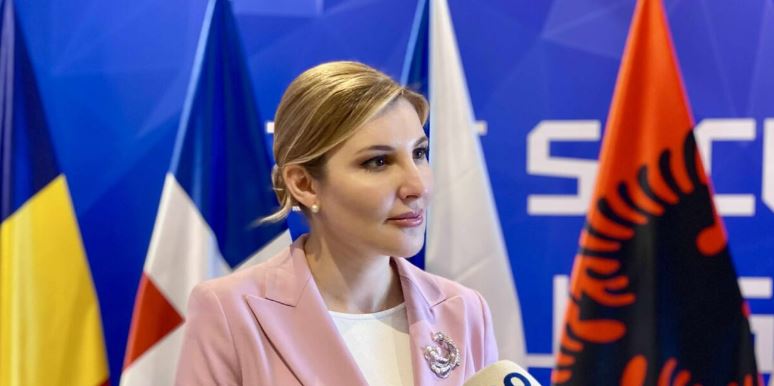 Zv.ministrja e Mbrojtjes e Shqipërisë: Kosova duhet të anëtarësohet në NATO, pa kushte