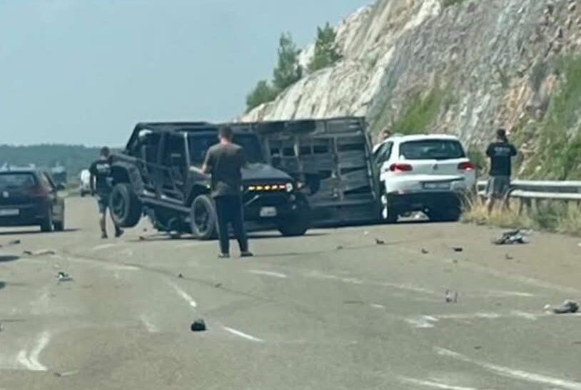 Aksident në autostradën “Ibrahim Rugova”, pamje nga vendi i ngjarjes
