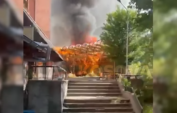 Dyshimet e banorëve, ja çka shkaktoi zjarrin tek Bregu i Diellit (PAMJE)