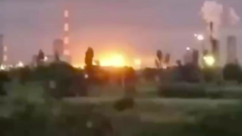 Gjersa bota vëmendjen e ka te Irani dhe Izraeli – Ukraina sulmon fuqishëm fabrikat ushtarake ruse