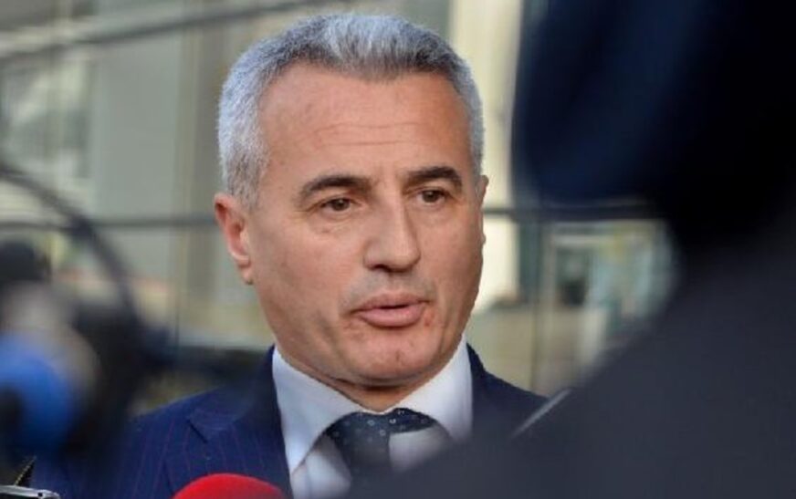 Koci: Pas vendimit të Kushtetueses po shihet se bllokuesi është Albin Kurti