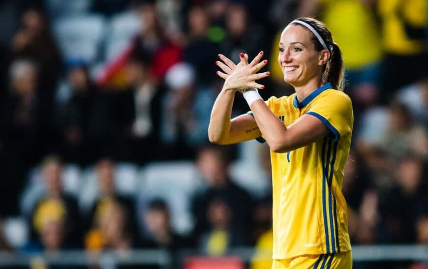 Asllani e Suedia shënojnë fitore në ndeshjen e parë të EURO-s