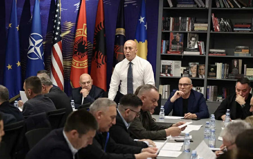 AAK mbledh Këshillin e Përgjithshëm, kompleton kandidaturat për kryetarë komunash