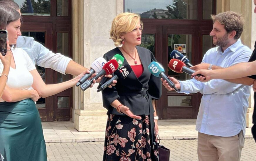 Kusari-Lila: Zhbllokimi i Kuvendit do të ishte i lehtë nëse deputetët do të votonin