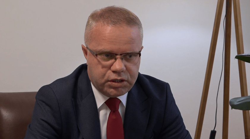 Bajraktari: Kushtetuesja caktoi afatin, por jo pasojën në rast të moskonstituimit të Kuvendit
