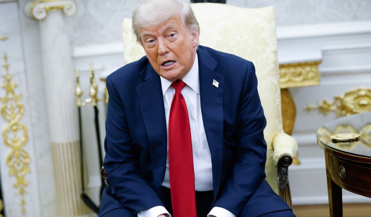 Trump sërish thotë se e ndaloi luftën mes Kosovës dhe Serbisë