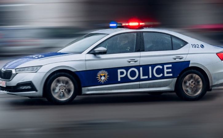 Ndalen dy shoferët që zhvillonin gara shpejtësie, njëri dënohet 1 mijë euro e tjetri 500