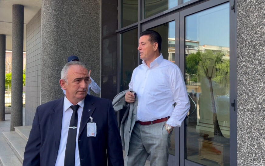 Bahtiri pas alarmit për bombë: Në mbrëmje do të jetë seanca