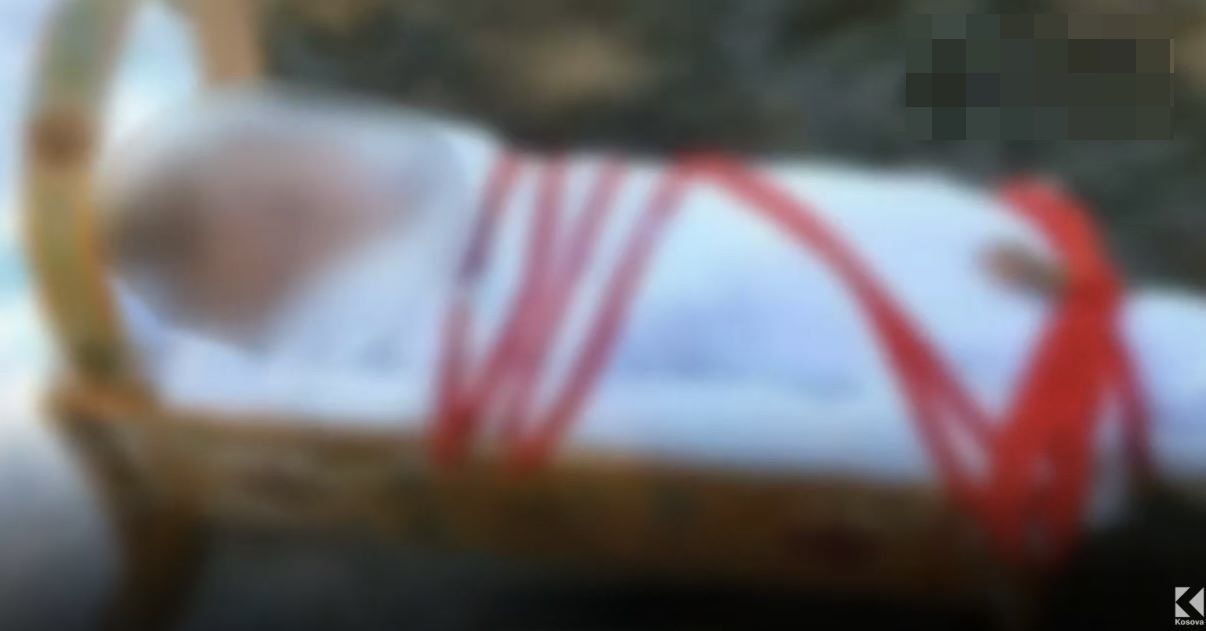 Lidhësja e djepit i rrëshqiti deri te qafa, detaje nga vdekja e foshnjës nga Malisheva