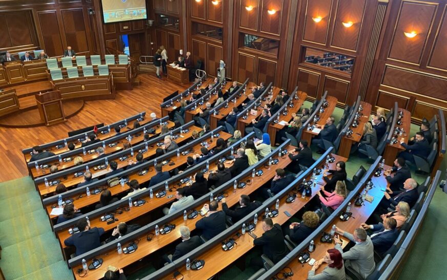 Përpjekja e 46-të dështon, kuvendi ende pa kryetar, përplasjet rreth votimit të fshehtë vazhdojnë