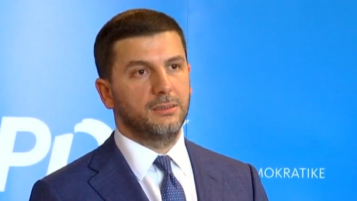 Krasniqi për intervistën e Thaçit: Ai foli si një njeri që ende e mbron me shpirt luftën dhe sakrificën për liri