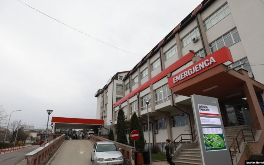 Vetaksidenti në Batllavë, një nga të lënduarit në gjendje të rëndë