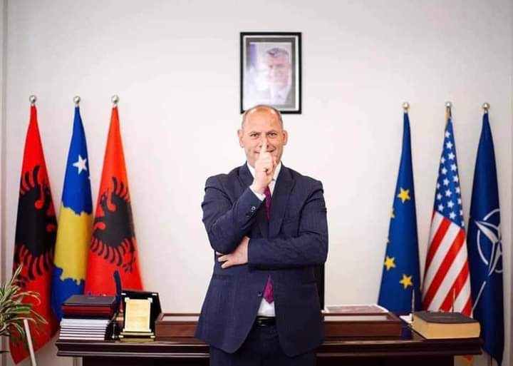A po vjen PDK-RLL? Spekulime për një subjekt të ri politik në Drenas