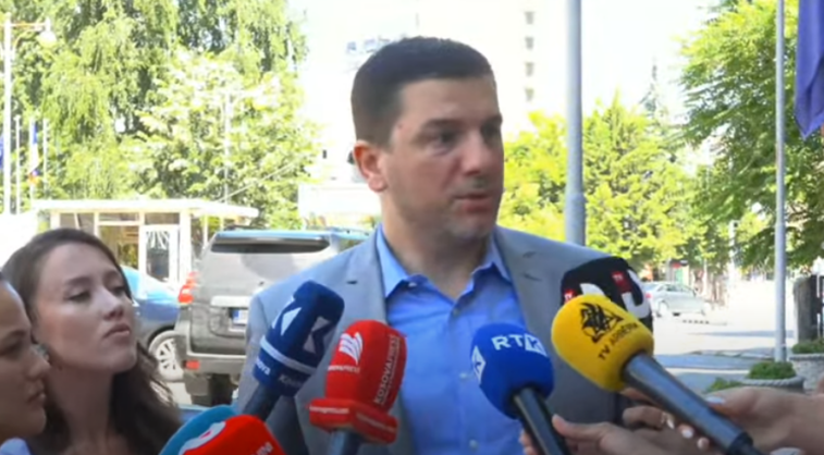 Krasniqi: VV të propozojë për kryeparlamentar dikë që s’ka qenë ministër