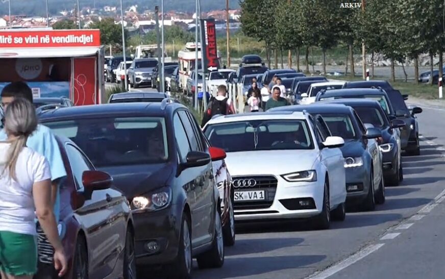 Përditësohen të dhënat, kaq presin mërgimtarët për të hyrë në Kosovë