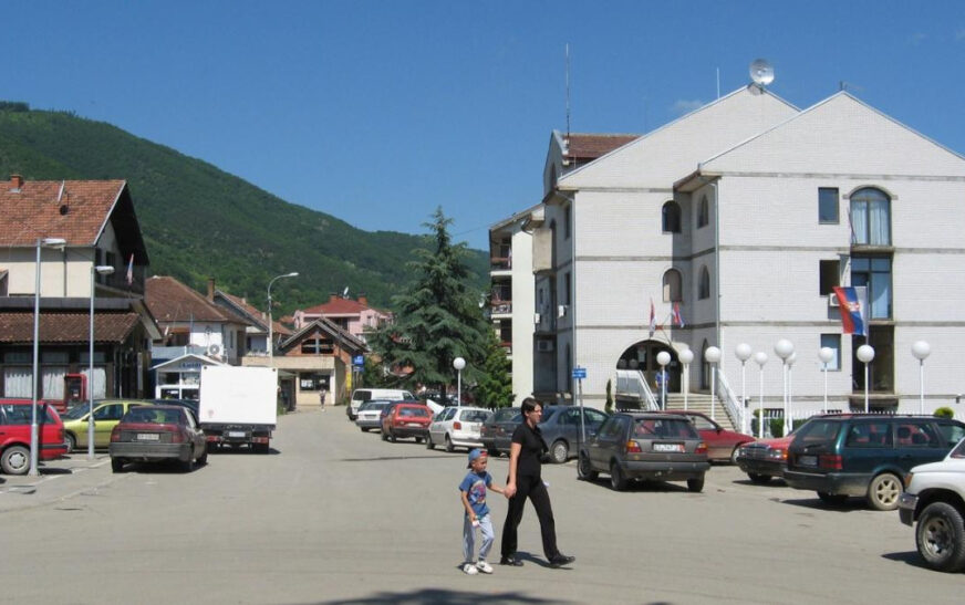 809 qytetarë të punësuar në veri përmes masës qeveritare për punësim