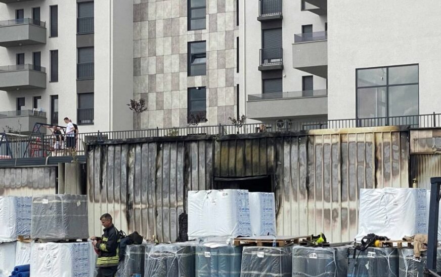 Shuhet zjarri afër “Rrethit të Ismetit”