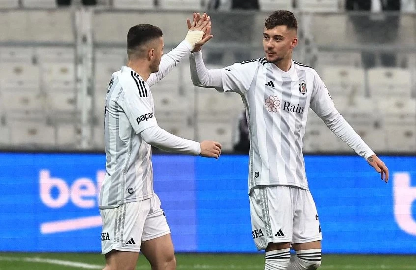Rashica e Muçi drejt Austrisë, gati për betejat miqësore