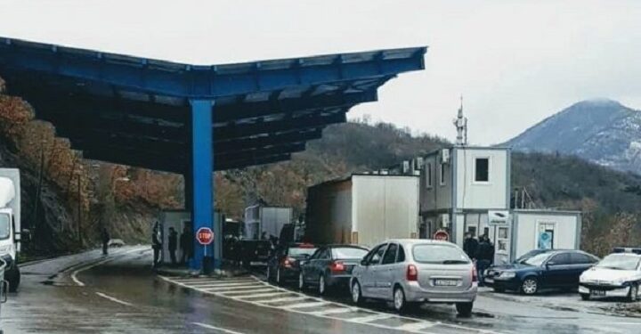 Arrestohet një epror policor tek “Dheu i Bardhë” – Dyshohet për spiunazh, ishte nën hetim e vëzhgim prej kohësh