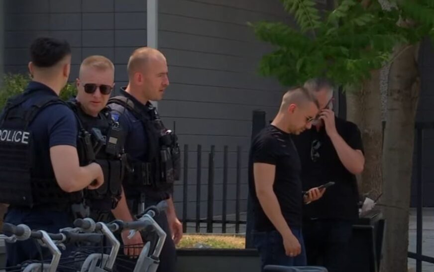 Policia jep detaje për alarmin me bombë në Kuvend: Kërcënimi erdhi përmes mesazhit