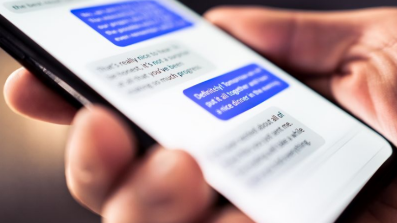 Aplikacioni që punon pa internet dhe pa numra telefoni