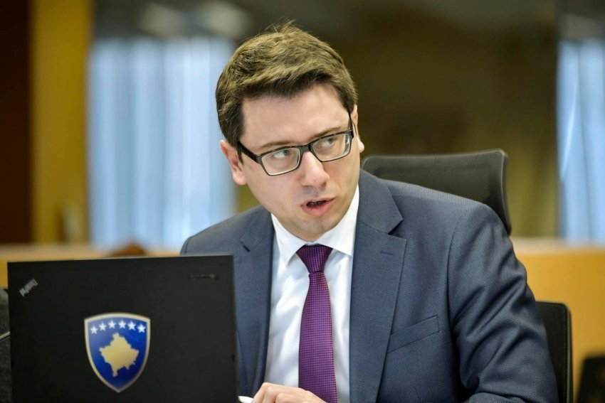 Murati akuzon opozitën se po e pengon integrimin e Kosovës në SEPA