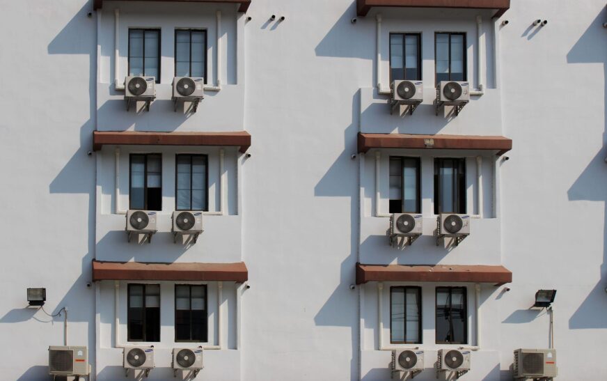 Kondicionerët, ndotës të padukshëm në ambientet tona të brendshme