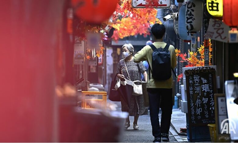 Një vend robotësh dhe trenash me shpejtësi të lartë që ende përdor faksin: Pse gjiganti i teknologjisë Japonia është kaq vonë me dixhitalizimin?