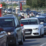 perditesohen-te-dhenat,-vazhdojne-pritjet-e-gjata-per-te-dale-nga-kosova-permes-merdarit