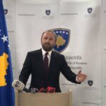 “ne-do-ta-votonim-konjufcen-e-bogujevcin-–-kurti-nuk-i-ka-as-keta-57-deputete-per-qeverine”,-abelard-tahiri-per-here-te-pare-permend-emra
