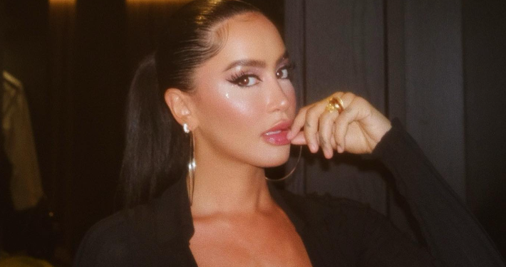 Dafina Zeqiri rikthehet shpejt në studio, vetëm dy muaj pas lindjes